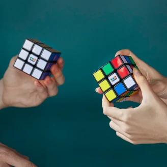 Speed Cube in action image
