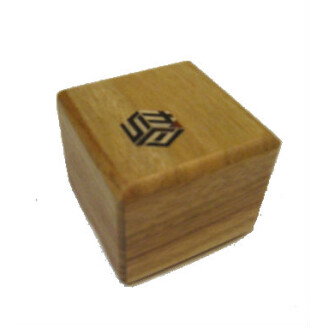 Karakuri Small Box 05 image